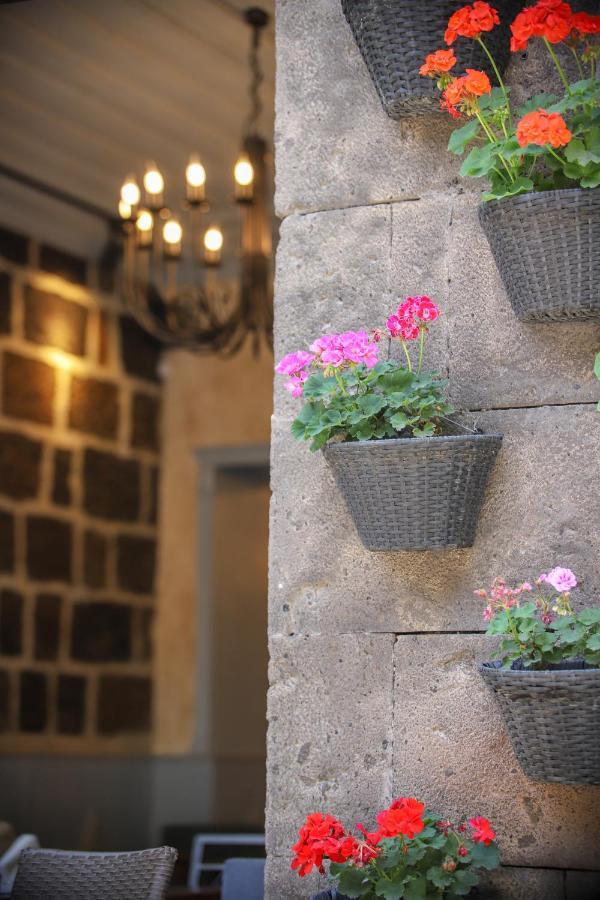 Nur Guest House Guiumri Exterior foto