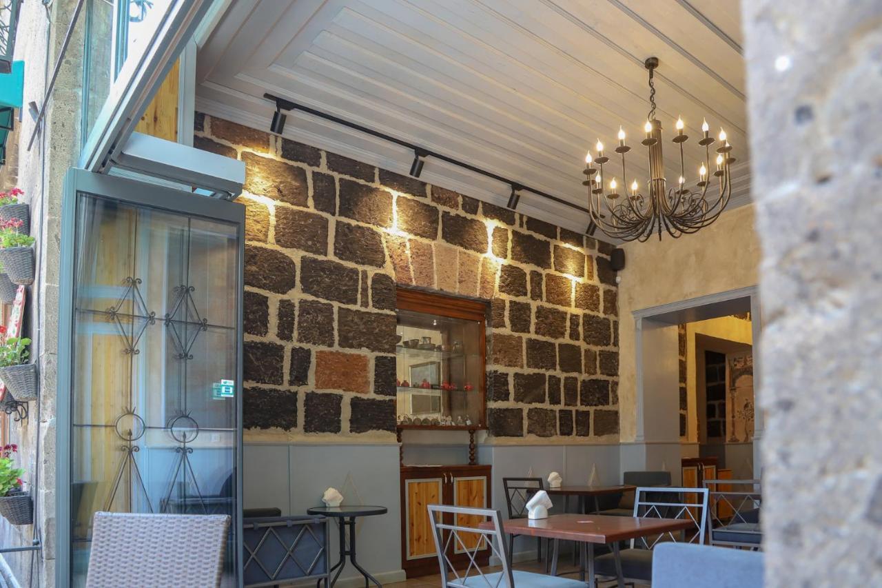 Nur Guest House Guiumri Exterior foto